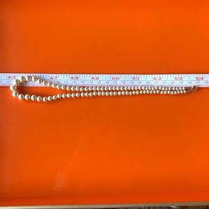 Vintage pearl necklace 18” strand, graduated size